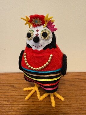 Target Spritz Featherly Friends "Cantante" 2025 edition, ("Hatched" in 2017)
